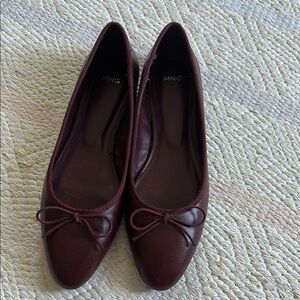Mango Women's Burgundy Flats
